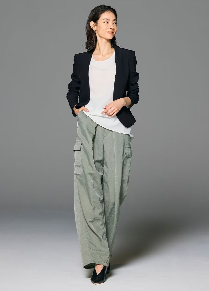 燕尾設計圓領長袖襯衫